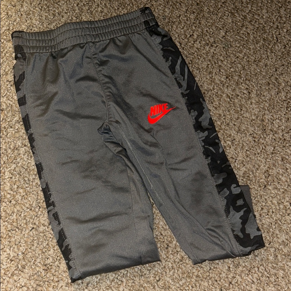 Nike Kids Gray Joggers with Black Camo and Red Logo